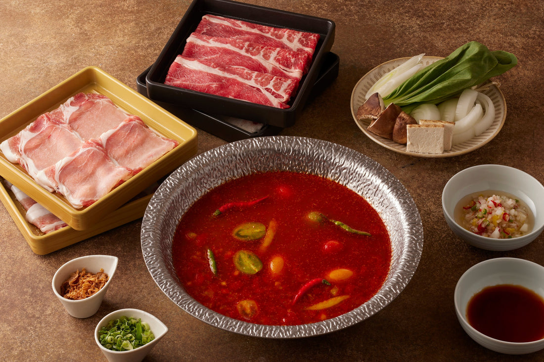 秋鍋「国産唐辛子とトマトのしゃぶしゃぶ」　10/1〜11/13